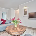 Family Apartment By Tyzenhauz